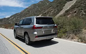   Lexus LX 570 US-spec - 2016