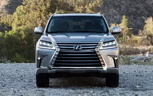   Lexus LX 570 US-spec - 2016