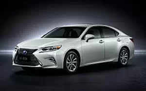   Lexus ES 300h - 2015