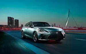   Lexus ES 300h F SPORT - 2018