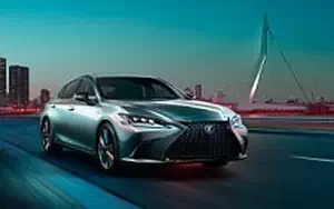   Lexus ES 300h F SPORT - 2018