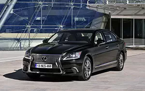   Lexus LS460L AWD - 2012