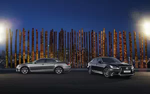   Lexus LS600h - 2012