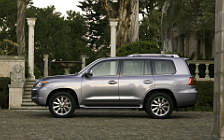   Lexus LX570 - 2008