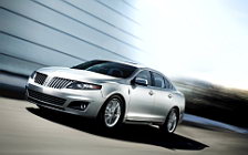   Lincoln MKS - 2011