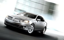   Lincoln MKS - 2011