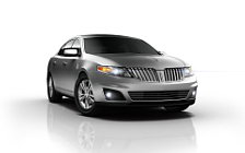   Lincoln MKS - 2011