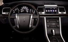   Lincoln MKS - 2011