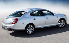   Lincoln MKS - 2013