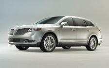   Lincoln MKT - 2013