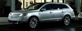 Lincoln MKT - 2011