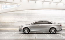   Lincoln MKZ Hybrid - 2013