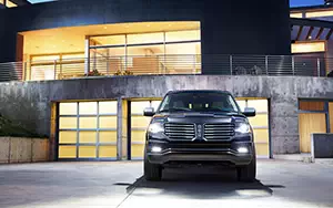   Lincoln Navigator L - 2014