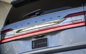   Lincoln Navigator Black Label - 2017