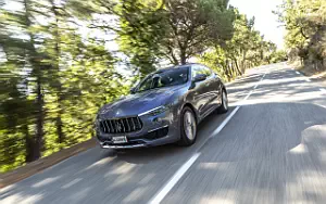   Maserati Levante GT Hybrid (Azzurro Astro) - 2021