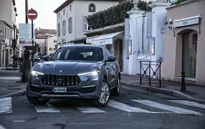   Maserati Levante GT Hybrid (Azzurro Astro) - 2021