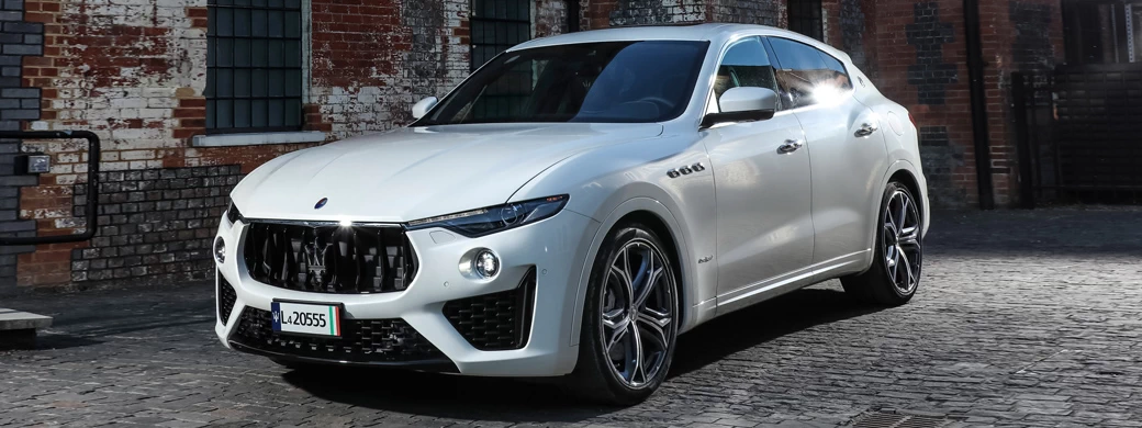   Maserati Levante S Q4 GranSport - 2018 - Car wallpapers