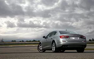   Maserati Quattroporte S Q4 - 2013