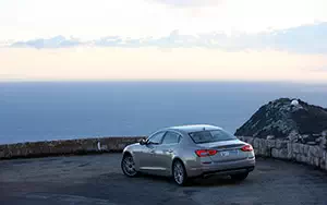   Maserati Quattroporte - 2013