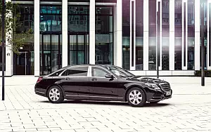   Mercedes-Maybach S 600 Guard - 2016