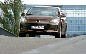   Mazda 3 Hatchback - 2011