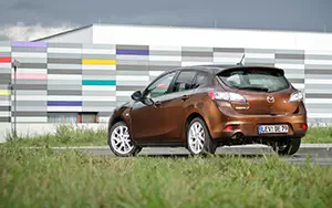   Mazda 3 Hatchback - 2011