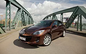   Mazda 3 Hatchback - 2011