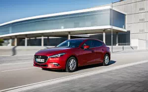   Mazda 3 Hatchback - 2016