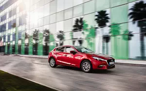   Mazda 3 Hatchback - 2016