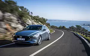   Mazda 3 Hatchback (Polymetal Grey Metallic) - 2019