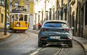   Mazda 3 Hatchback (Polymetal Grey Metallic) - 2019