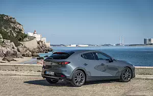   Mazda 3 Hatchback (Polymetal Grey Metallic) - 2019