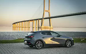   Mazda 3 Hatchback (Polymetal Grey Metallic) - 2019
