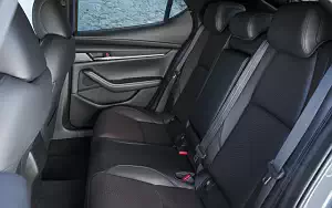   Mazda 3 Hatchback (Polymetal Grey Metallic) - 2019