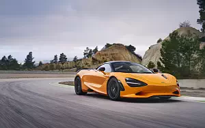   McLaren 750S Coupe UK-spec - 2023