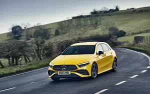   Mercedes-Benz A 200 AMG Line UK-spec - 2023