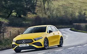   Mercedes-Benz A 200 AMG Line UK-spec - 2023