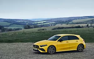   Mercedes-Benz A 200 AMG Line UK-spec - 2023