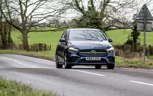   Mercedes-Benz B 200 AMG Line UK-spec - 2023