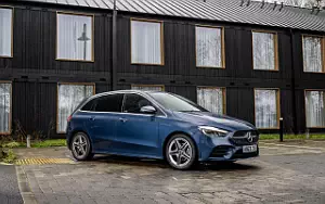   Mercedes-Benz B 200 AMG Line UK-spec - 2023