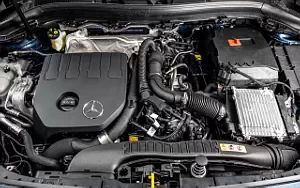   Mercedes-Benz B 200 AMG Line UK-spec - 2023