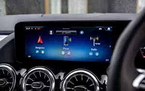   Mercedes-Benz B 200 AMG Line UK-spec - 2023