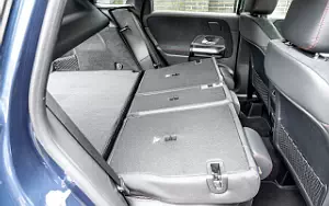   Mercedes-Benz B 200 AMG Line UK-spec - 2023