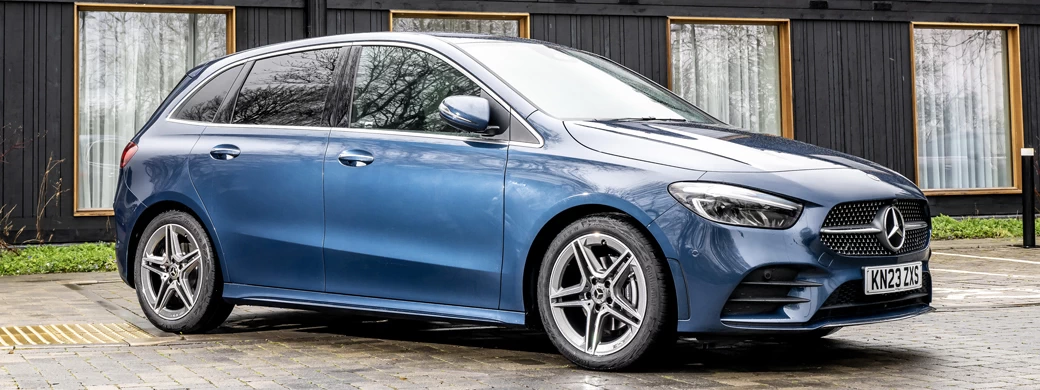   Mercedes-Benz B 200 AMG Line UK-spec - 2023 - Car wallpapers