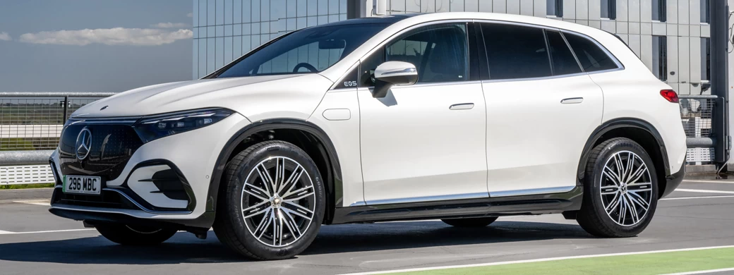   Mercedes-Benz EQS SUV 450 4MATIC AMG Line UK-spec - 2023 - Car wallpapers