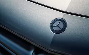   Mercedes-Benz S63 AMG Coupe UK-spec - 2014