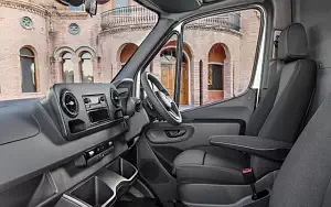   Mercedes-Benz Sprinter Panel Van UK-spec - 2018