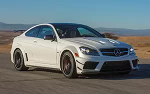   Mercedes-Benz C63 AMG Black Series Coupe US-spec - 2013