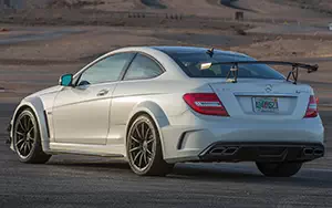   Mercedes-Benz C63 AMG Black Series Coupe US-spec - 2013