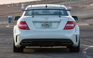   Mercedes-Benz C63 AMG Black Series Coupe US-spec - 2013